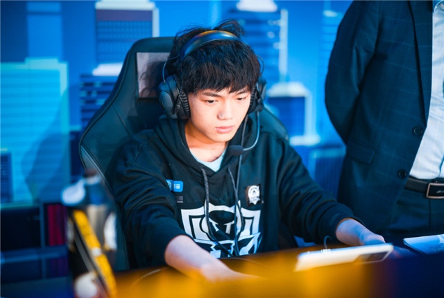 清清入选最佳阵容遭质疑A组表现不如百兽观众有本事来S组